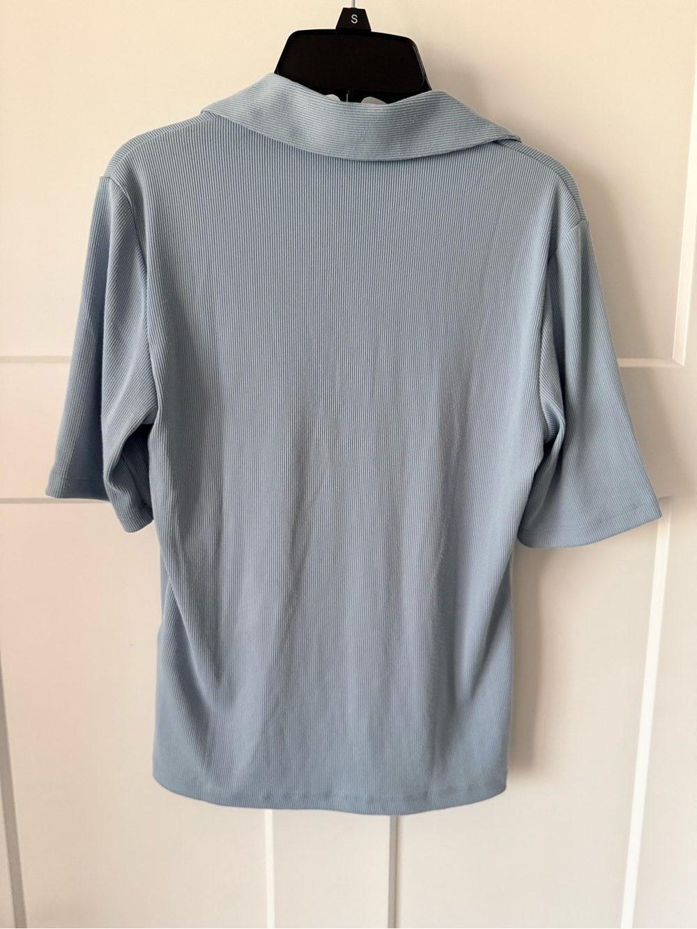 Abercrombie & Fitch Light Blue Ribbed Polo Shirt Size Small NWOT - Picture 2 of 3